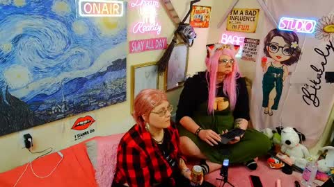 Blakely Morningstar   online show from April 1, 3:42 pm