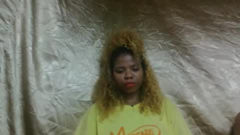 blanchmamy online show from December 19, 6:24 pm