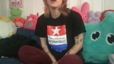 boywithbug online show from February 13, 4:50 pm