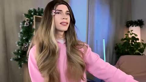 Branda online show from December 5, 2:12 pm