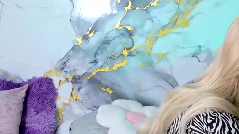 briana_white online show from June 23, 4:15 pm
