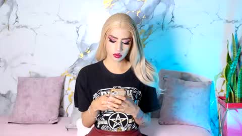 briana_white online show from June 29, 5:23 pm
