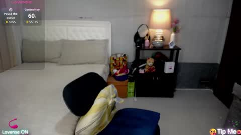 brianna_shemale online show from August 1, 1:17 am