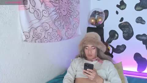 bri online show from December 18, 5:29 pm