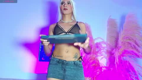 chloe cassie online show from July 15, 12:43 pm