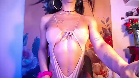 sammBitchTS online show from June 14, 4:46 am