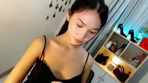 caitlin online show from June 20, 12:46 am