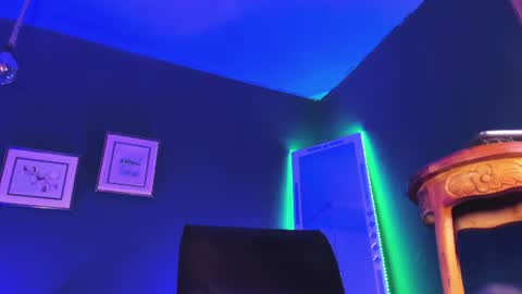 caleb_frost online show from August 1, 10:10 pm