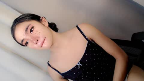 call_me_nina online show from July 2, 2:12 am