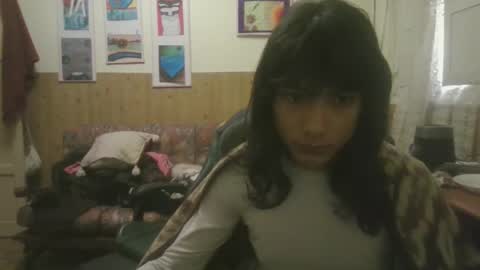 Snapshot of calliemaggotbone chatting on October 31, 10:14 am Sassy Cece online show from October 31, 10:14 am