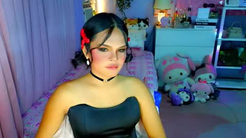 Mia online show from February 3, 6:40 am