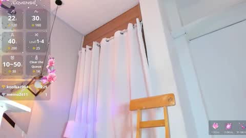 cami_rouxx online show from October 21, 6:09 pm