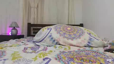 Instagram camila blande1 online show from December 19, 11:43 pm