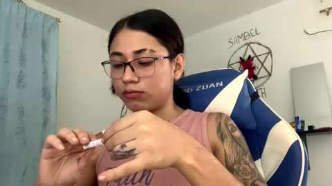 Camila online show from November 15, 1:53 pm