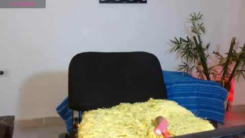camilaparrisx online show from July 24, 3:16 am