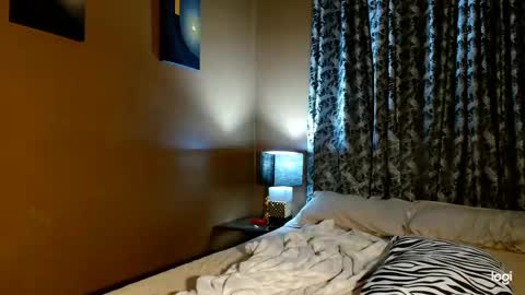 candice_xxx online show from June 3, 2:33 pm