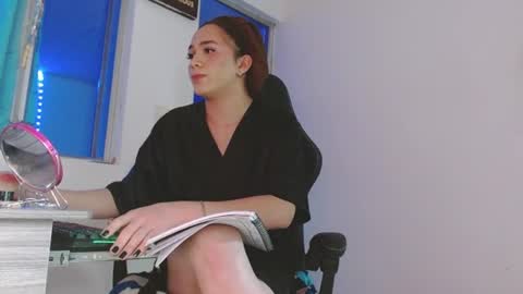 candy_giuliana21 online show from July 18, 2:40 am