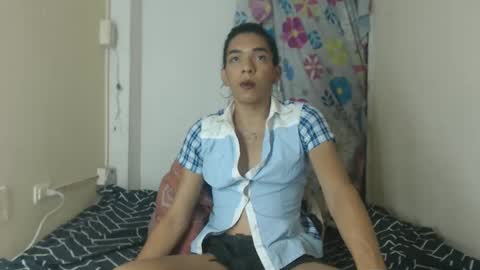 candy_hot_trans online show from January 21, 5:49 pm