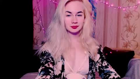Carin online show from June 16, 2:47 am