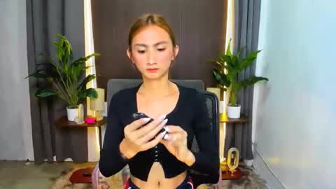 cassandrafoxxx online show from February 22, 8:22 pm