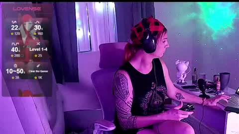 Cassiemichelle online show from December 3, 4:31 am