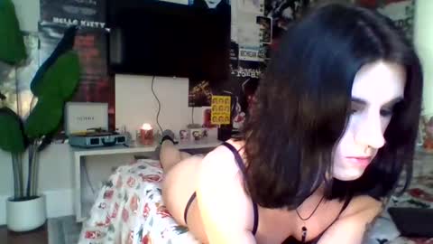 chanel2002 online show from November 18, 4:29 pm