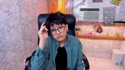 Charlie online show from October 19, 12:30 pm