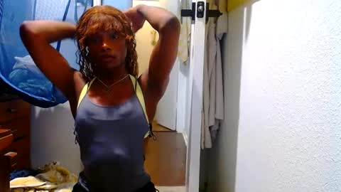 Miss Chocolate online show from October 9, 7:32 am