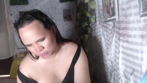 chescahotxxxl online show from November 23, 2:46 am