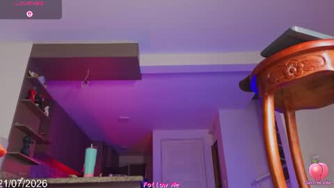 chloe_cooperr online show from July 22, 2:04 am