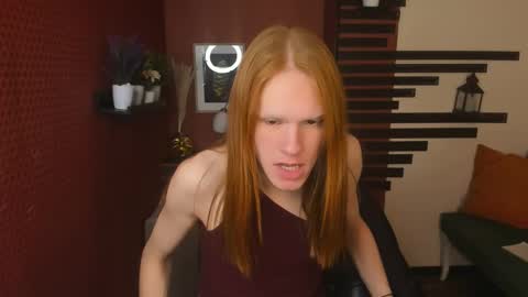 Chloe online show from November 20, 1:55 pm