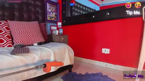 cinthya_walker1 online show from July 28, 4:39 pm