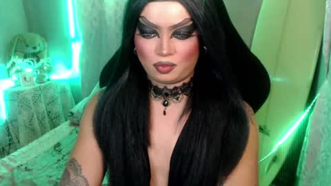 QUEEN CESS online show from June 19, 2:54 pm