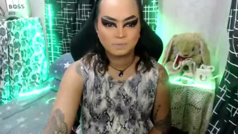 QUEEN CESS online show from July 30, 8:02 am