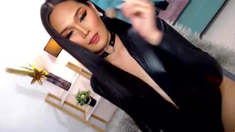 Cleo online show from November 19, 12:32 am