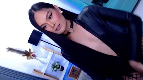 Cleo online show from June 30, 9:04 pm