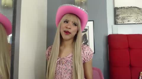 Cris Evanz online show from December 14, 9:35 pm