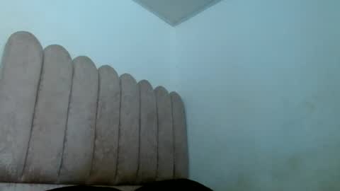 cristinamontiel74 online show from June 22, 4:37 pm