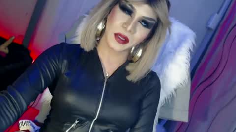 CUMMELA SLUTI online show from June 12, 5:12 pm