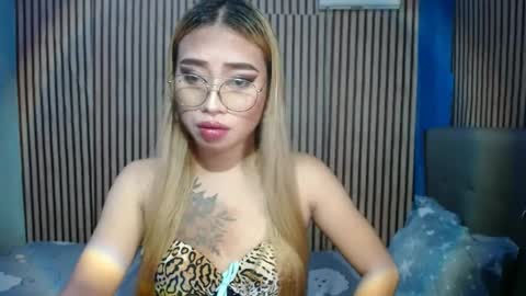 Snapshot of cummloverxx chatting on March 2, 10:13 pm cummloverxx online show from March 2, 10:13 pm