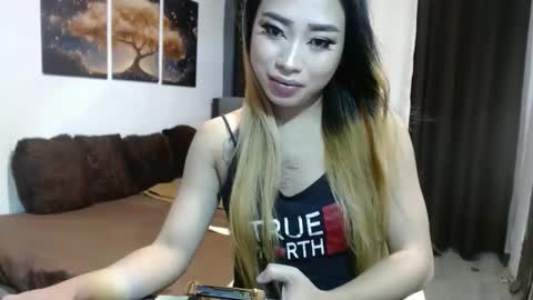 Snapshot of cummloverxx chatting on October 28, 9:45 pm cummloverxx online show from October 28, 9:45 pm