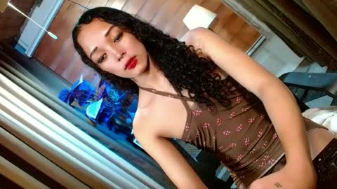 BBY CURLYHANNA online show from July 6, 3:03 pm