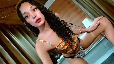 BBY CURLYHANNA online show from July 28, 3:21 pm