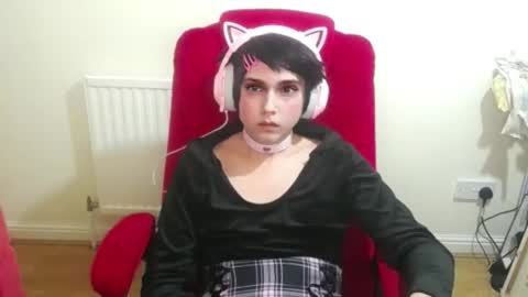 Snapshot of cutest_princess chatting on October 16, 9:03 pm cutest_princess online show from October 16, 9:03 pm