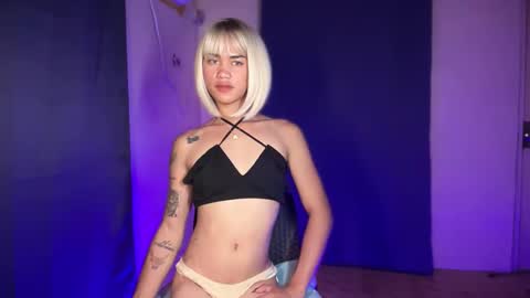cutie_lexi05 online show from April 6, 1:11 pm