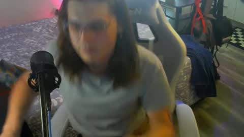 cutiepiescarlett online show from May 2, 11:43 pm