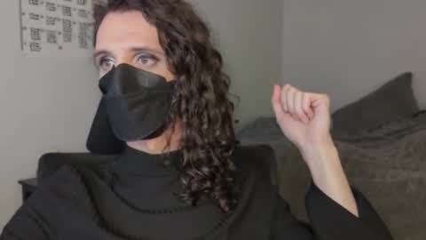 cwbym online show from November 1, 6:44 am