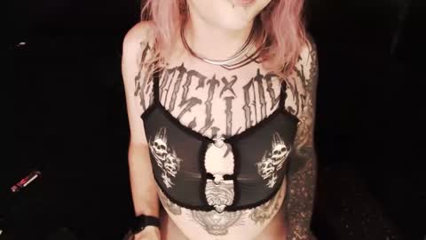 Nikki online show from November 12, 1:18 am