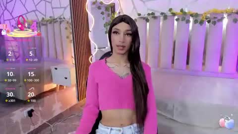 Cyrus online show from June 26, 9:19 pm