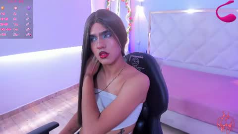 damian_tay1 online show from July 18, 3:41 pm
